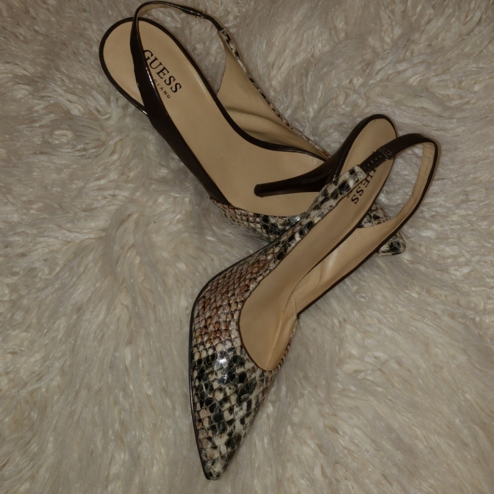 Shoes - Picture 4 of 4